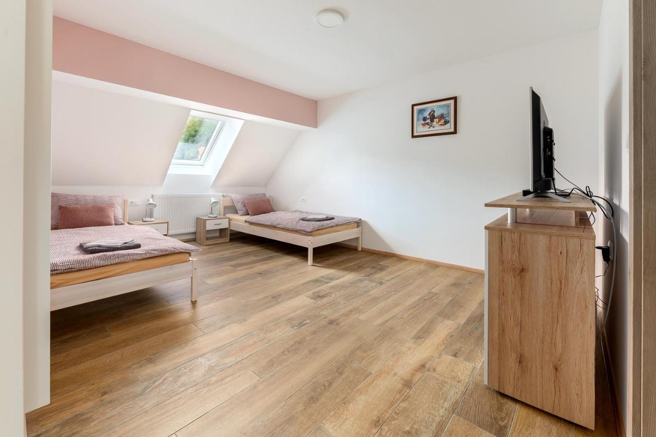 Apartmaji Rupnik Bohinjska Bistrica Bagian luar foto