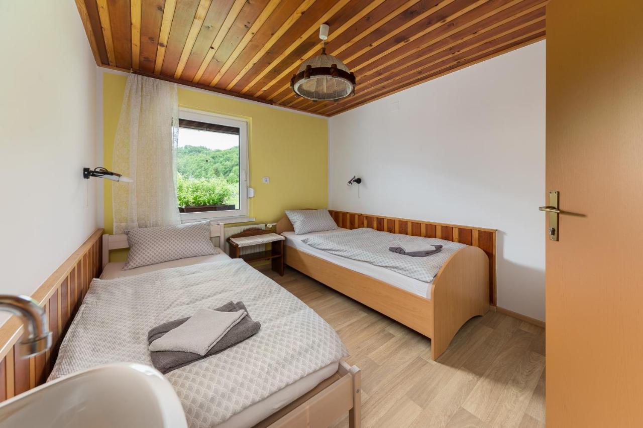 Apartmaji Rupnik Bohinjska Bistrica Bagian luar foto